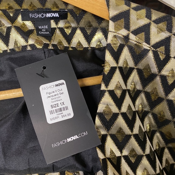 Fashion Nova Figure it out Jacquard geometric print blazer peplum - Picture 9 of 10